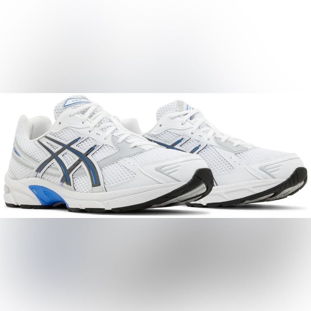 Brand New with Tags - ASICS GEL-1130 Men’s Athletic Shoes in White w/Blue Accent